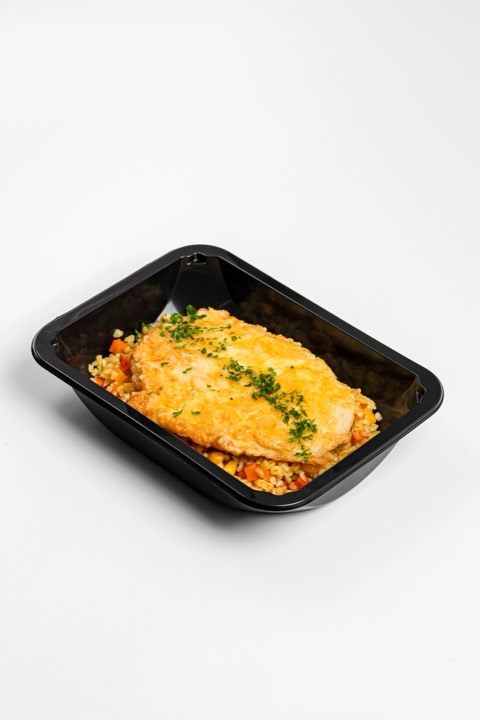 Куриная отбивная в сырном кляре с булгуром